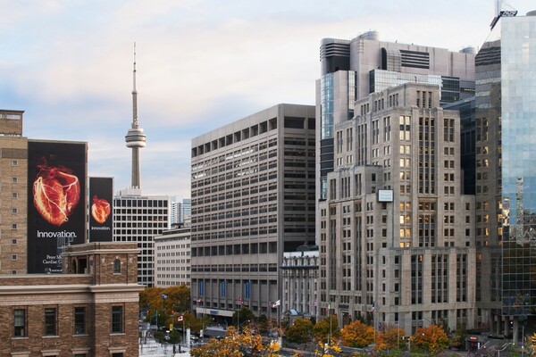 Princess Margaret Cancer Centre (PM), downtown Toronto