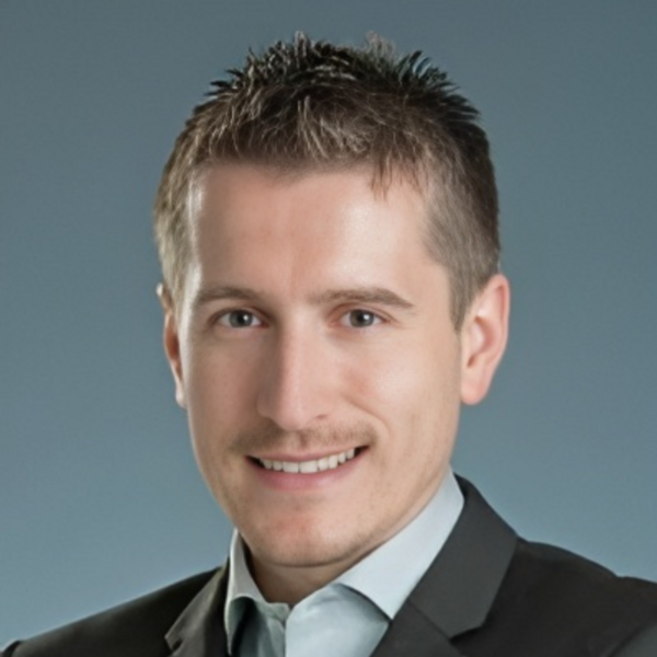 Headshot of Teodor Stanescu