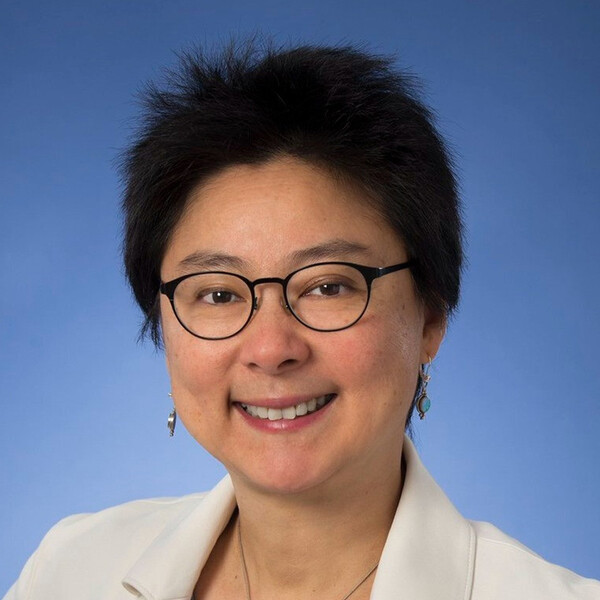 Photo of Dr. Fei-Fei Liu